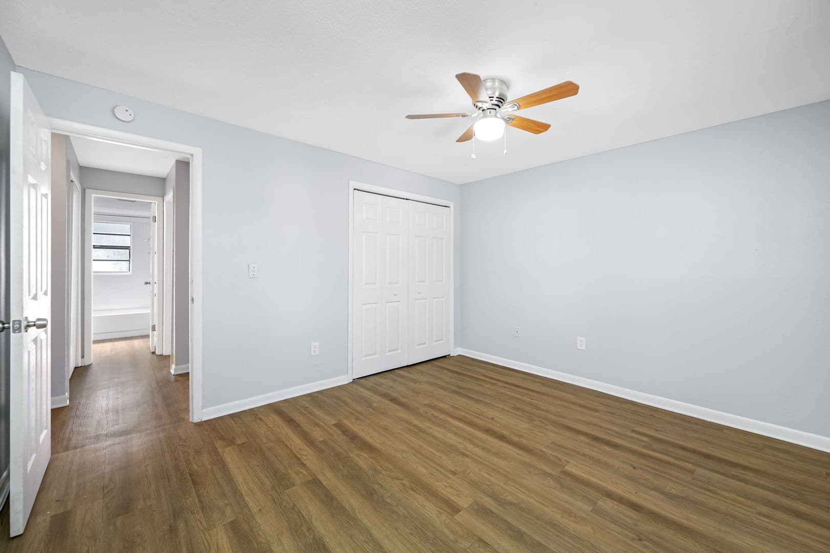Tampa Apartment: 1308 W Waters Ave