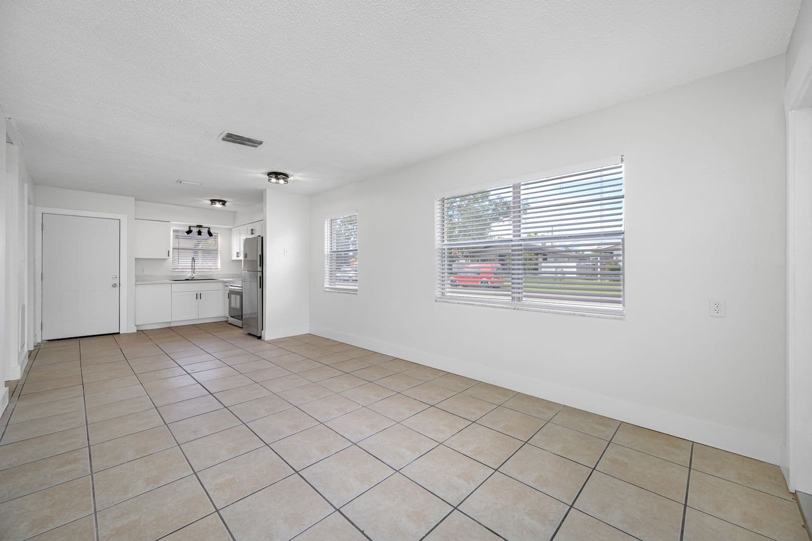 St Petersburg Apartment: 500 89th Avenue N