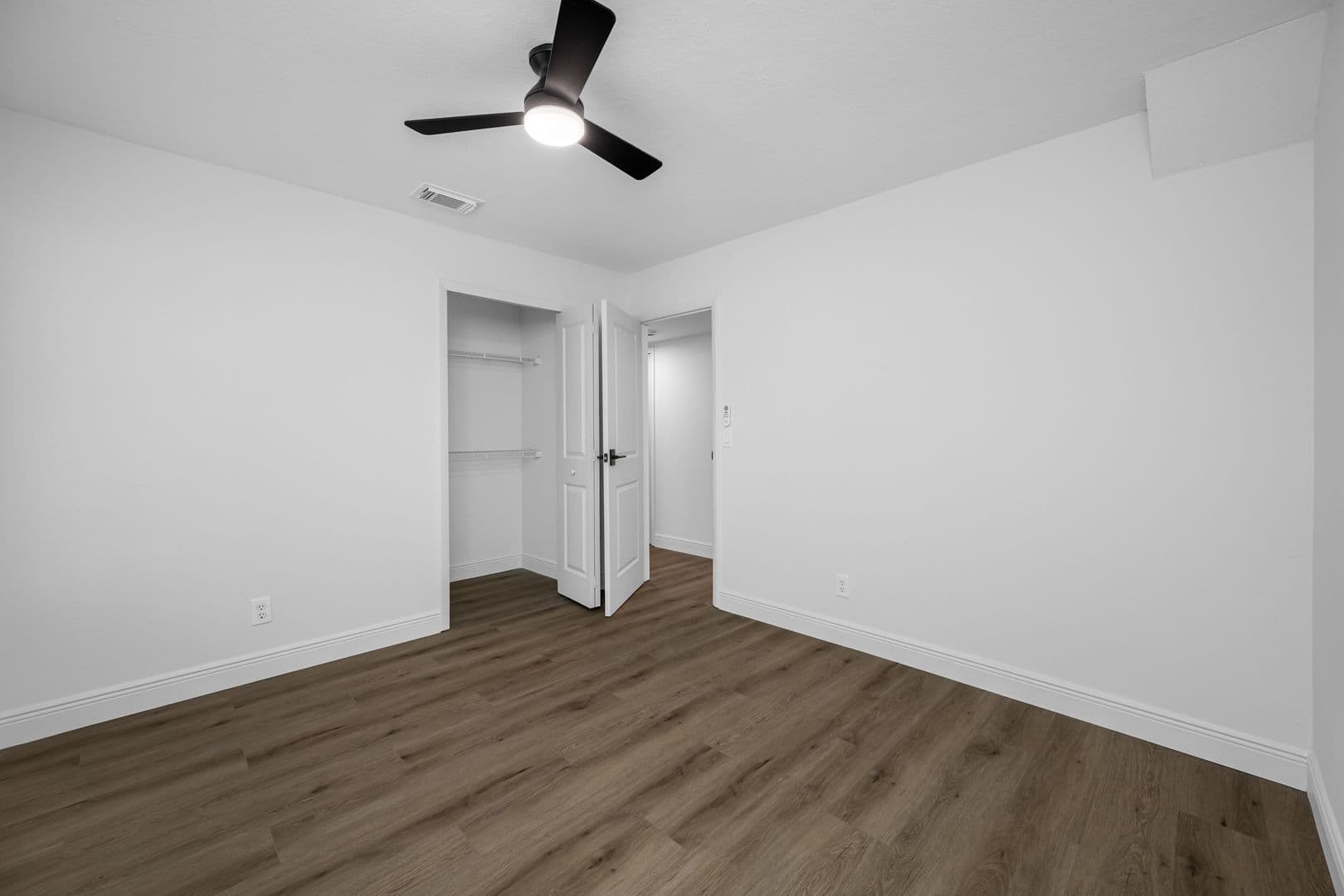 Pinellas Park Apartment: 7200 63rd St N