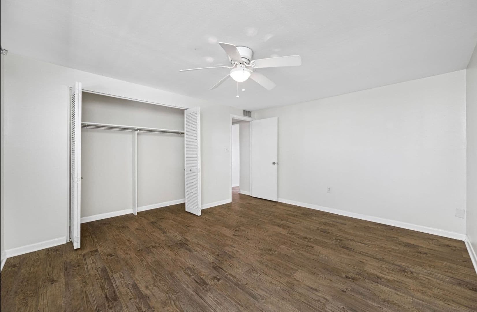 Tampa Apartment: 3211 W De Leon St