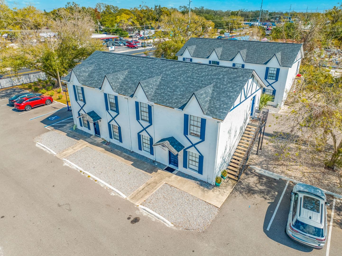 Tampa Apartment: 1308 W Waters Ave