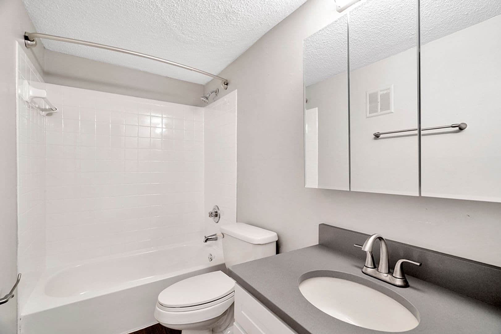 Tampa Apartment: 3602 S MacDill Ave