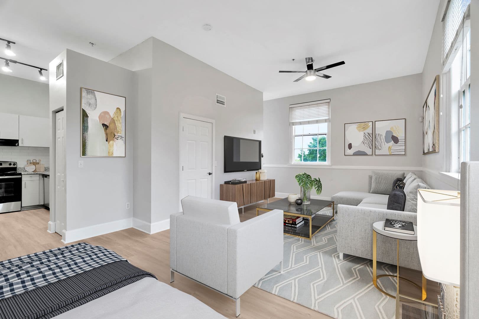 Tampa Apartment: 502 E Ross Ave