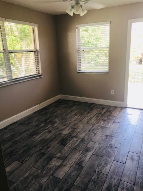 Tampa Apartment: 169 E Davis Blvd