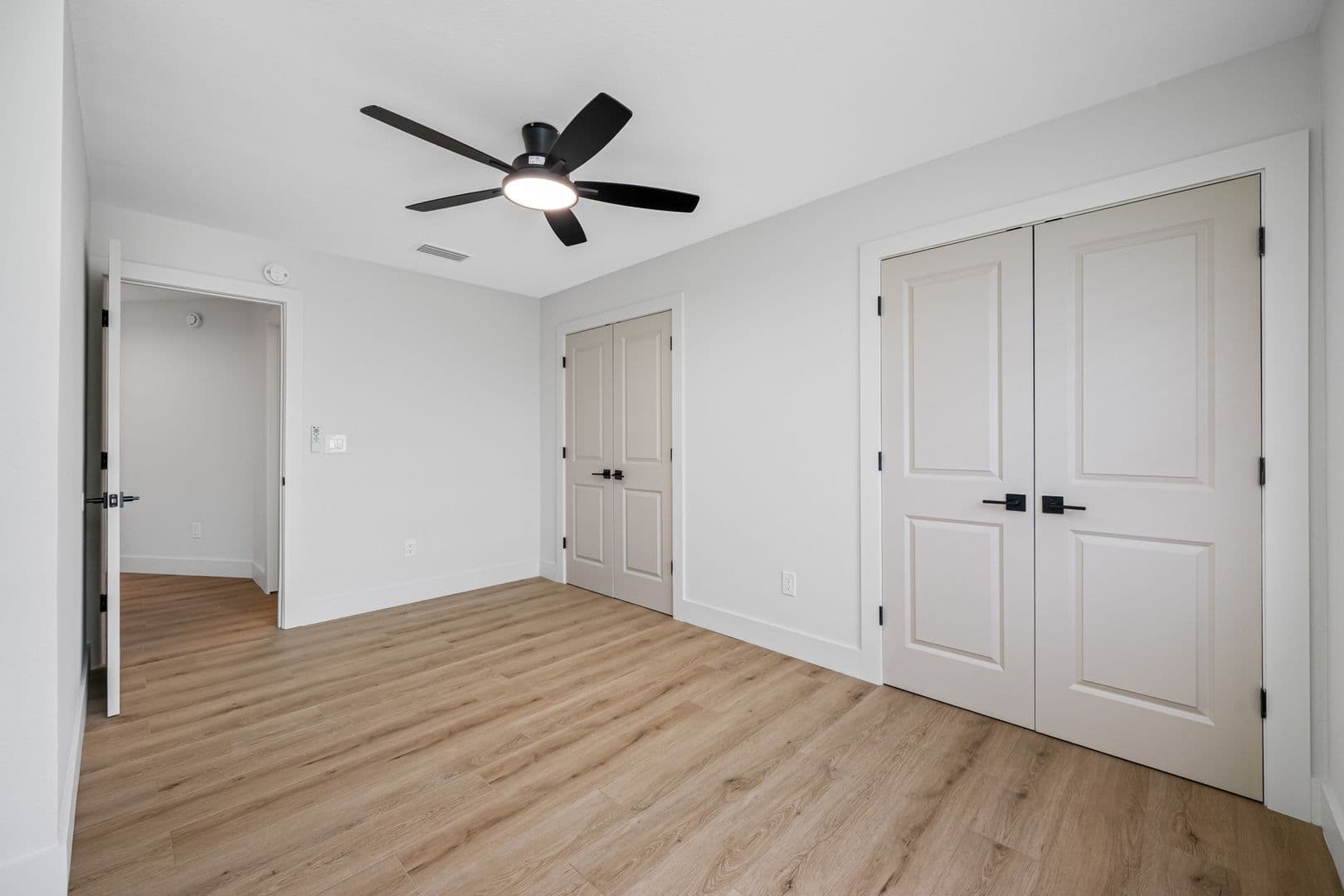 Tampa Townhome: 6119 Memorial Hwy