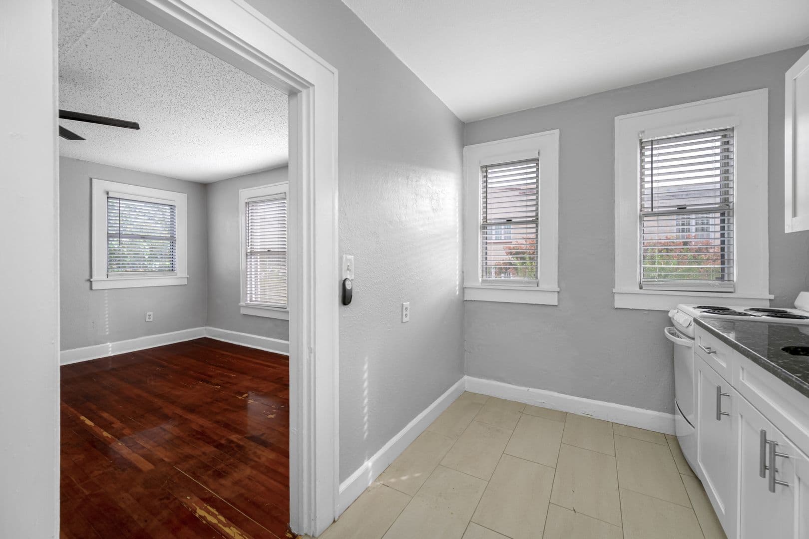 St Petersburg Apartment: 324 Grove Street North