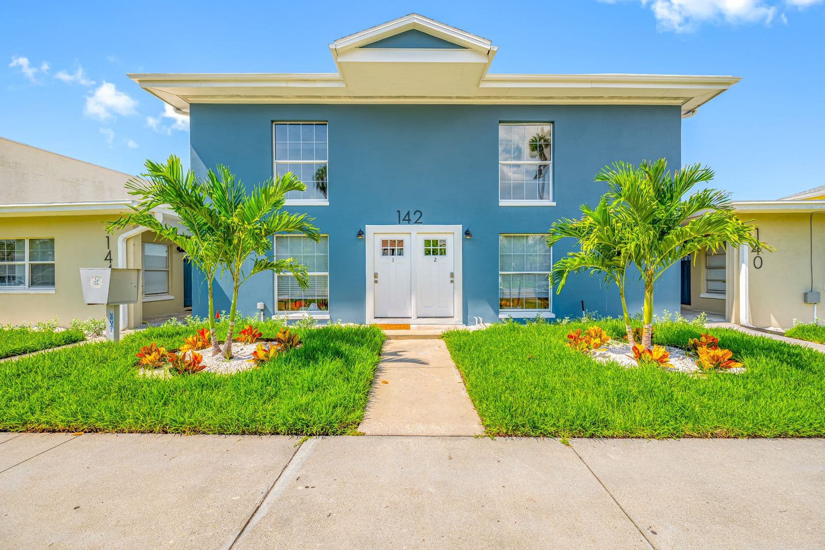 Tampa Apartment: 140-144 E Davis Blvd