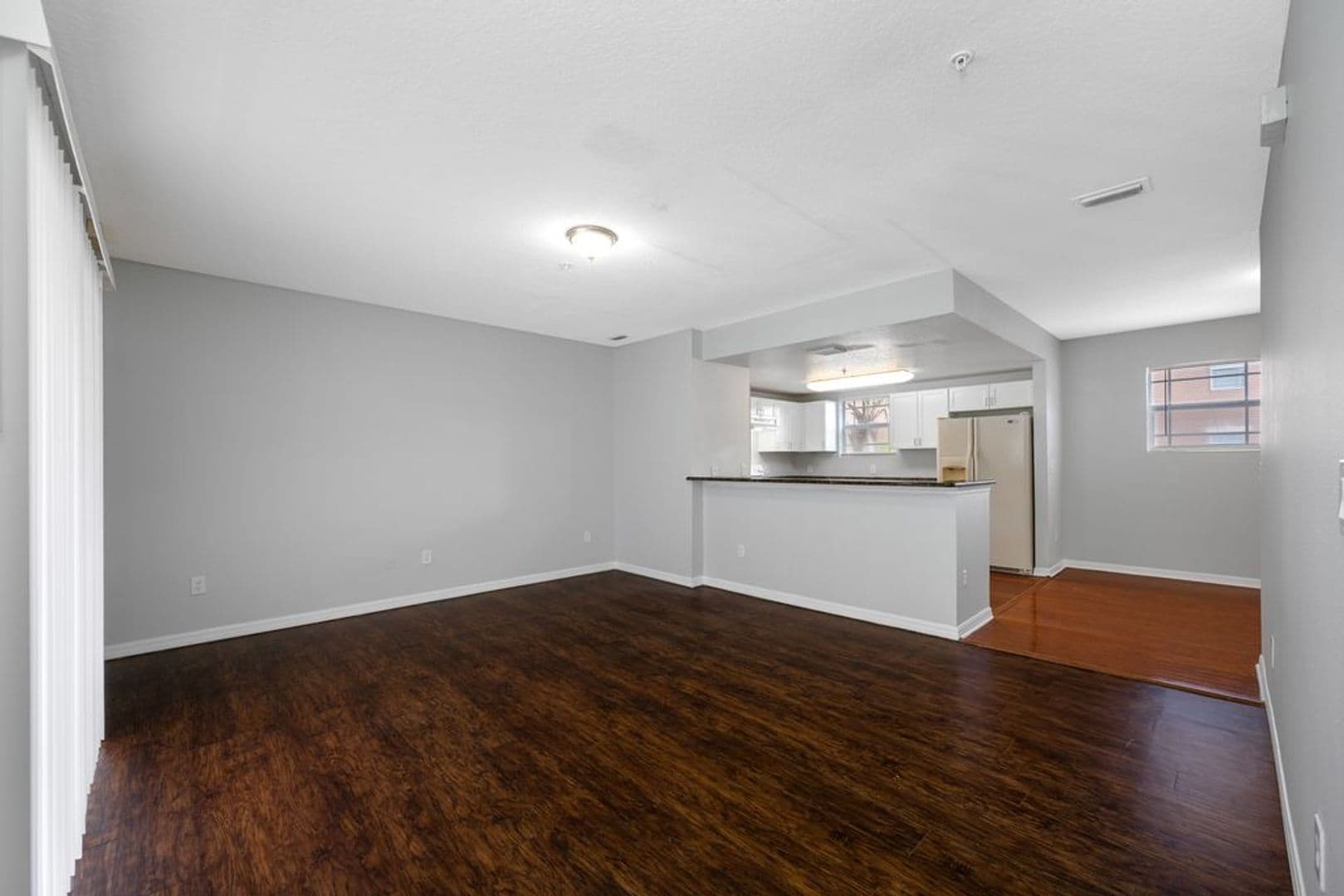 Tampa Apartment: 5709 Las Ventanas Dr