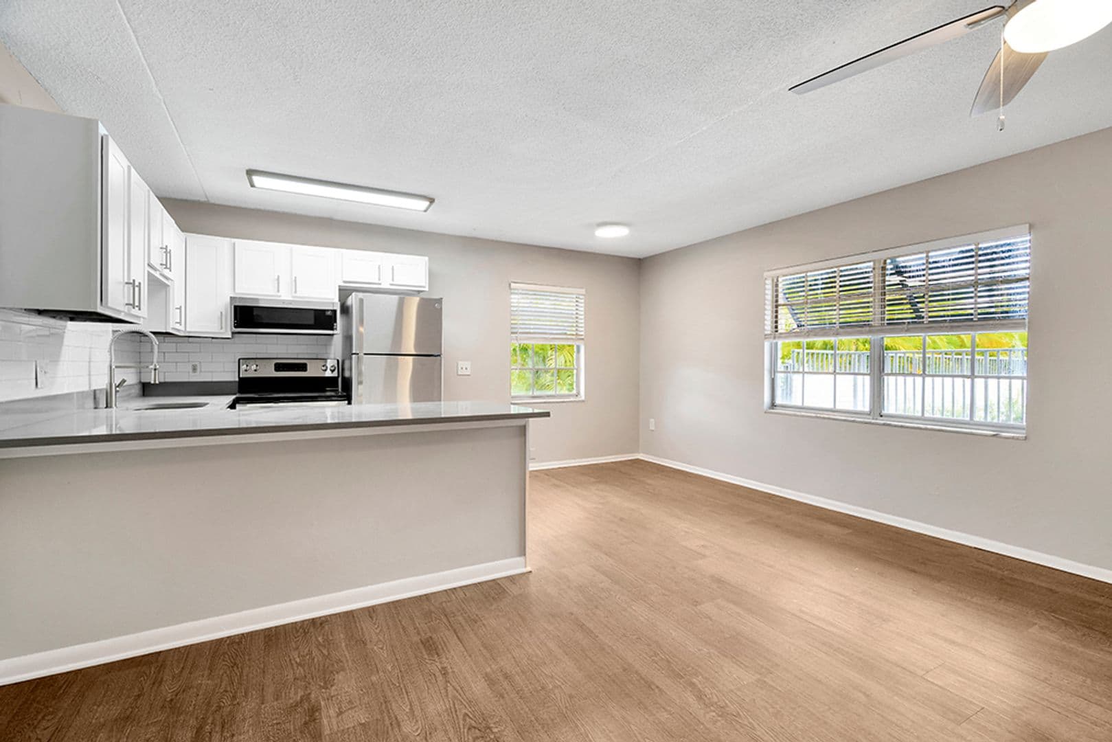 Tampa Apartment: 3602 S MacDill Ave