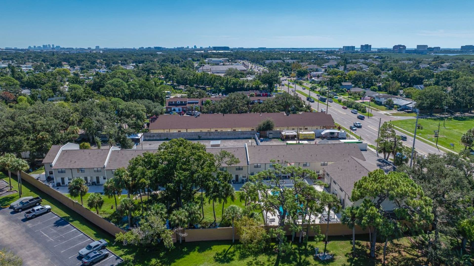 Tampa Townhome: 6119 Memorial Hwy