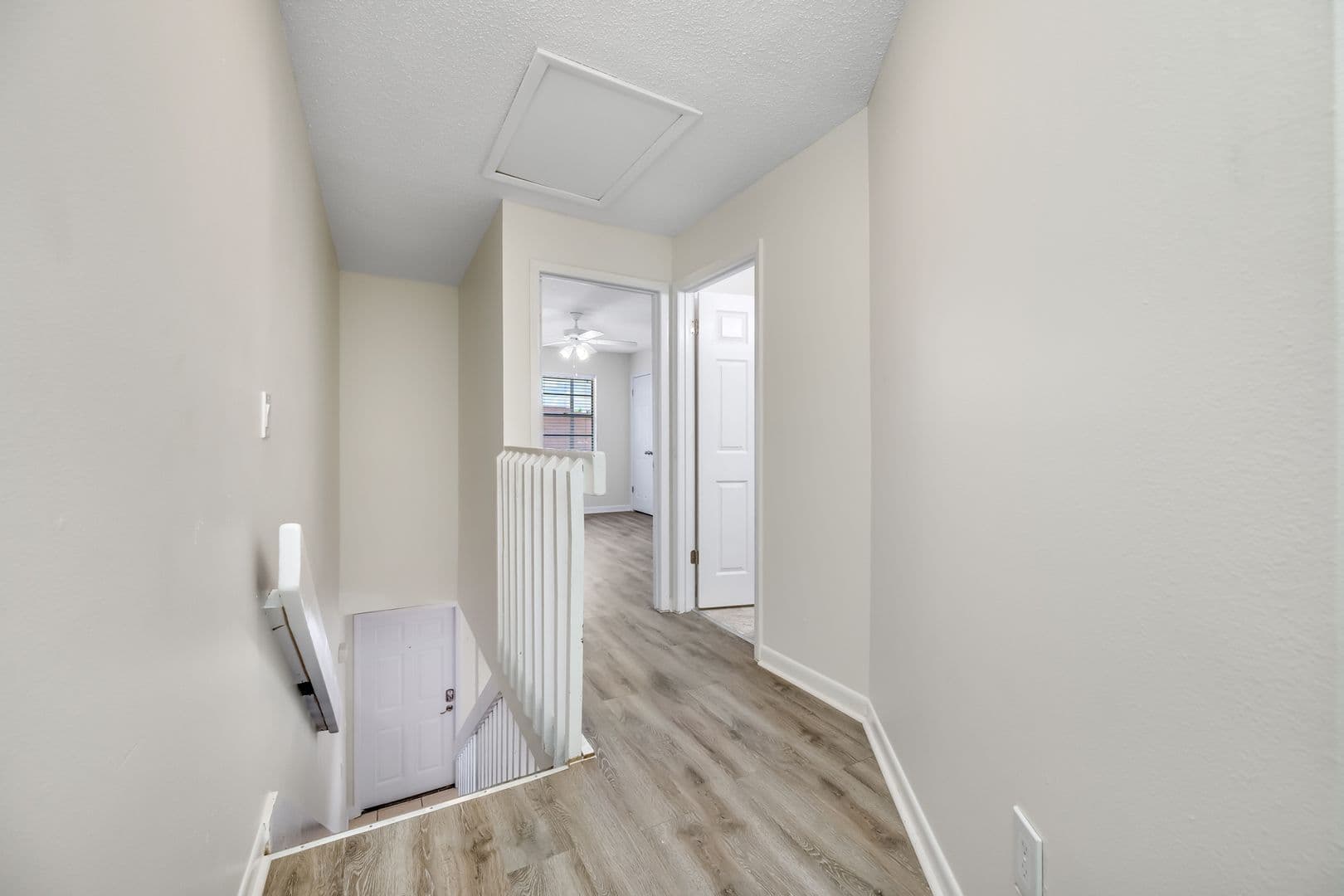Tampa Townhome: 6119 Memorial Hwy