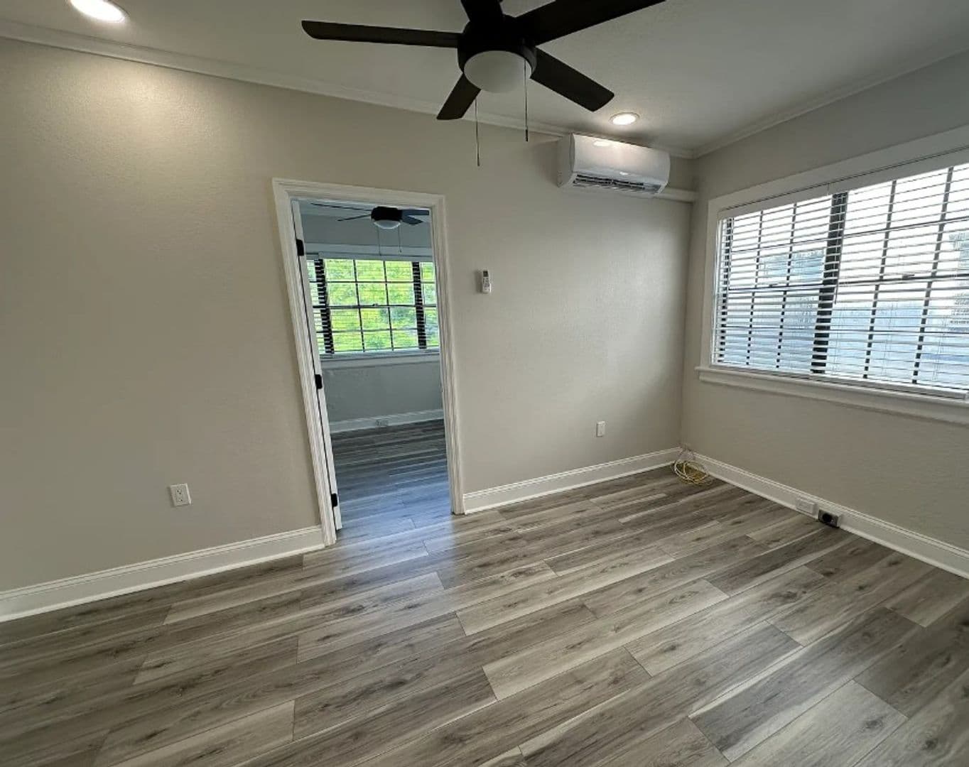 Tampa Apartment: 517 Columbia Dr.