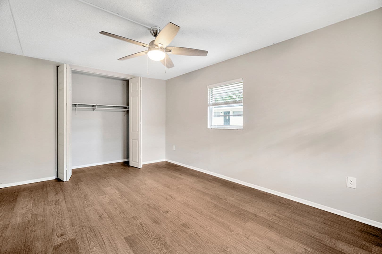 Tampa Apartment: 3602 S MacDill Ave