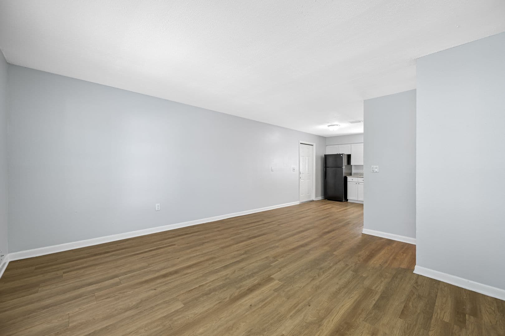 Tampa Apartment: 1308 W Waters Ave