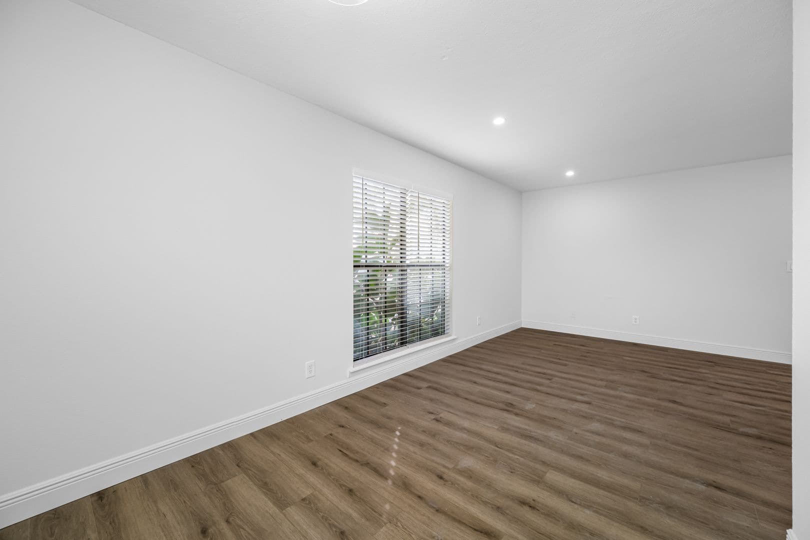 Pinellas Park Apartment: 7200 63rd St N