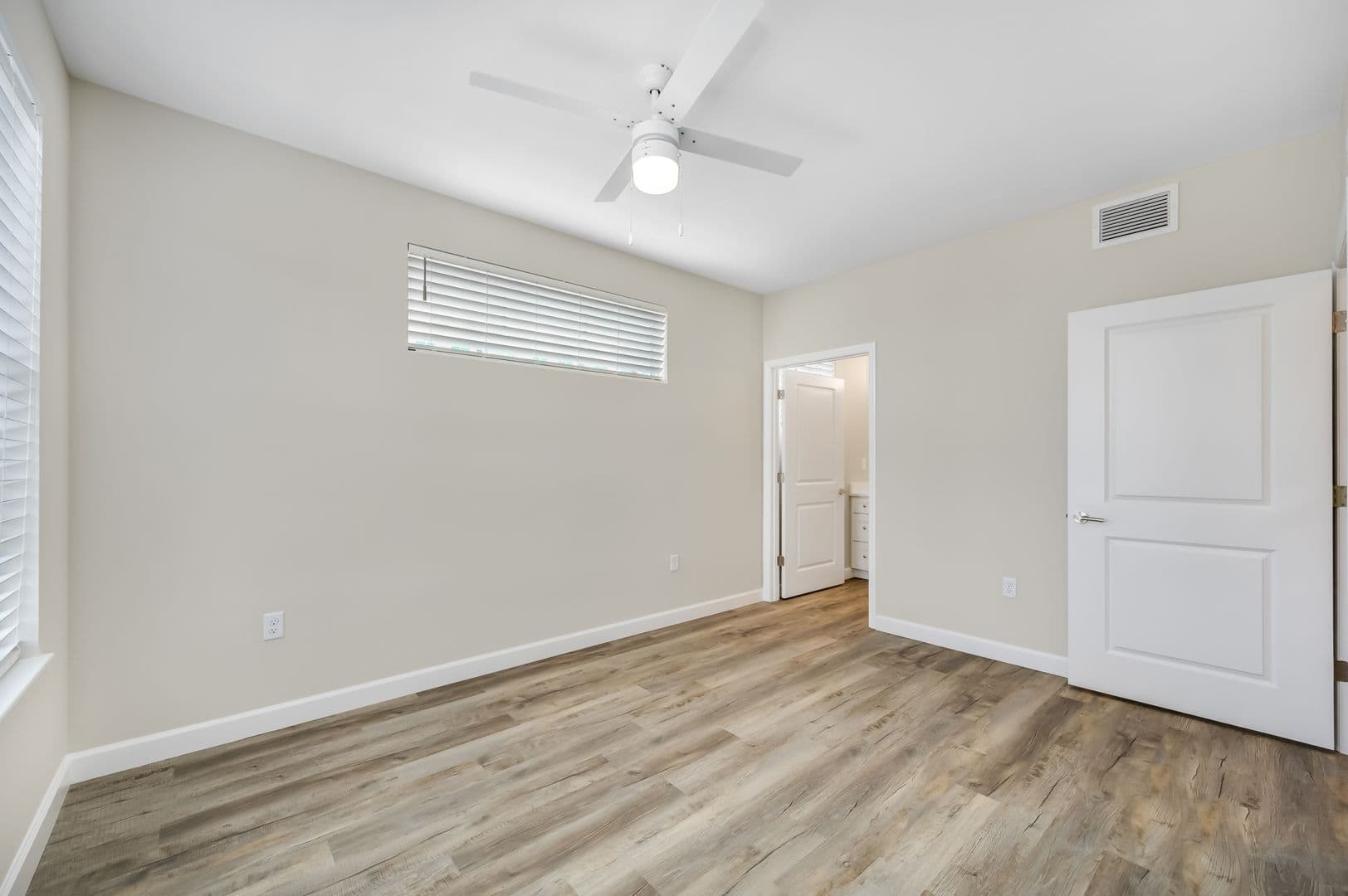St. Petersburg Apartment: 700 3rd Ave South