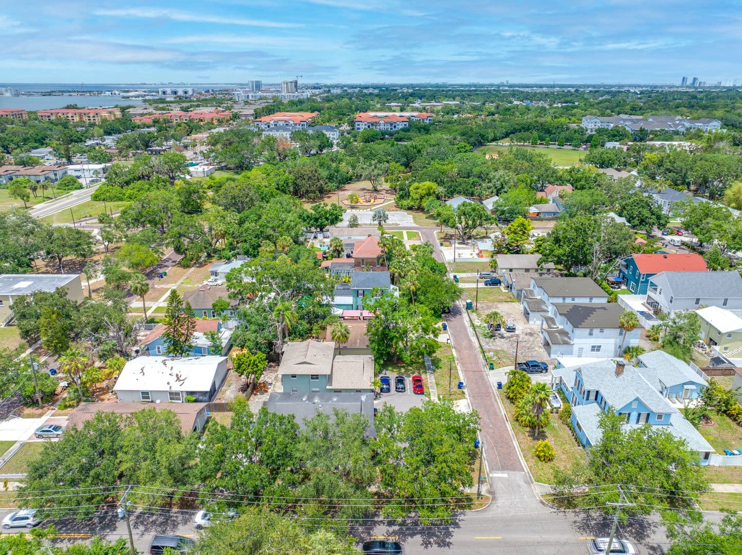 Tampa Apartment: 6829 S De Soto St