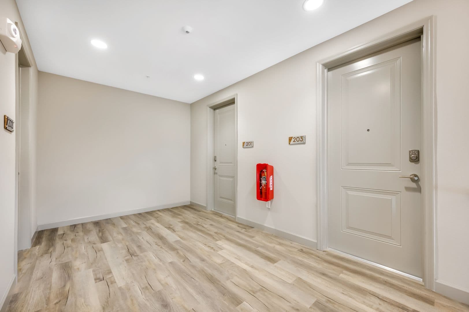 St. Petersburg Apartment: 700 3rd Ave South