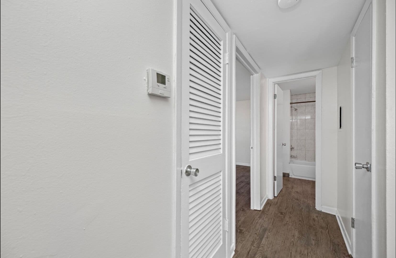 Tampa Apartment: 3211 W De Leon St