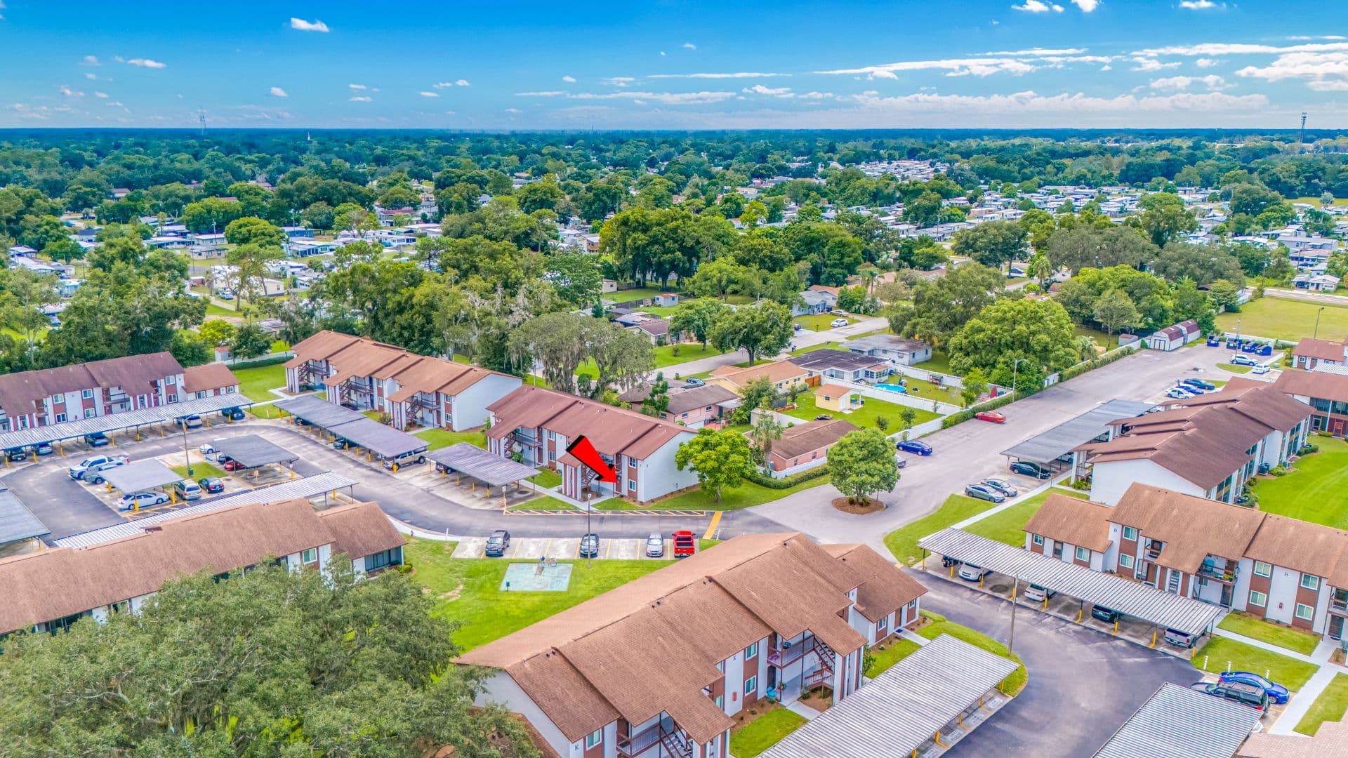 Zephyrhills Apartment: 39132 County Road 54
