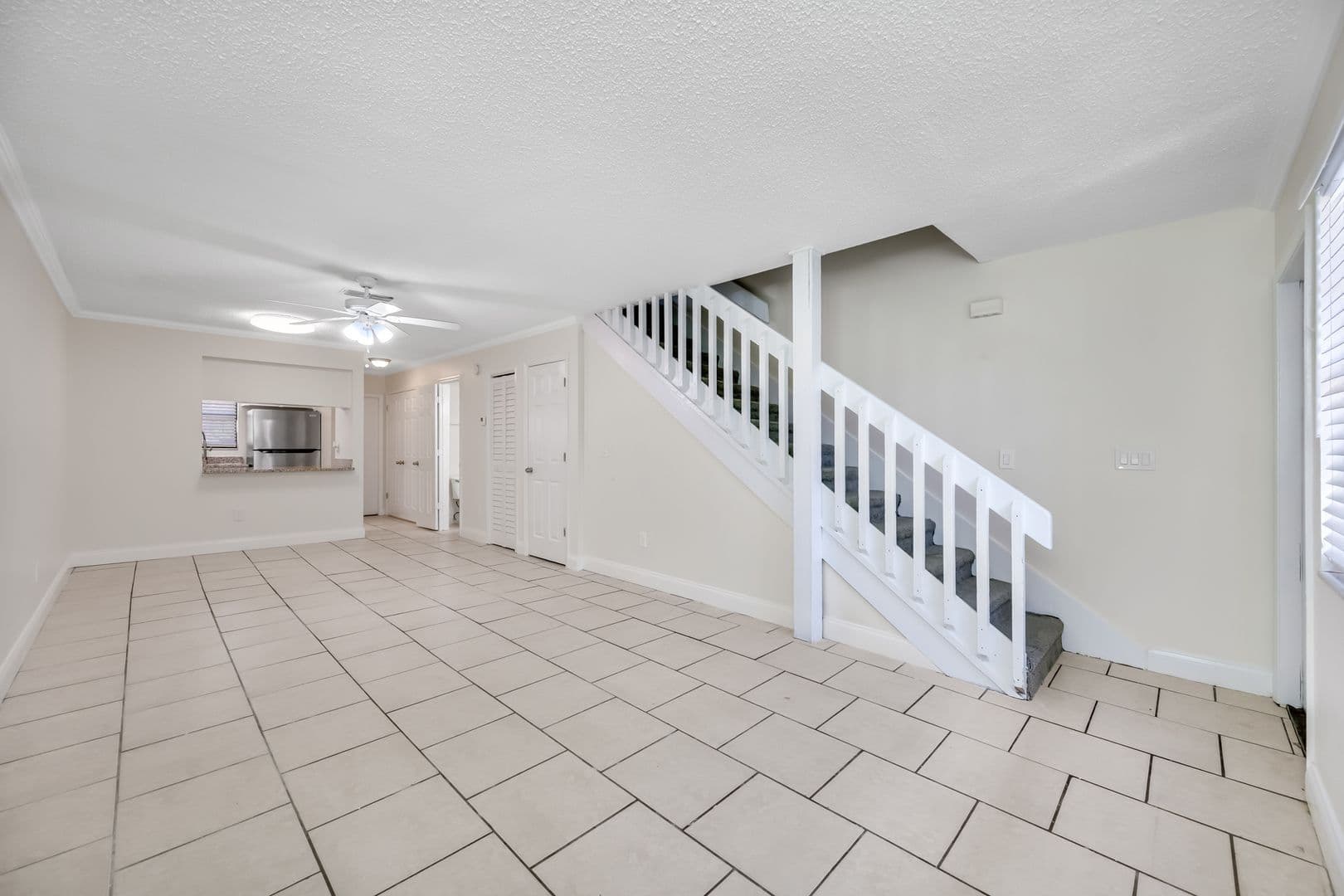 Tampa Townhome: 6119 Memorial Hwy