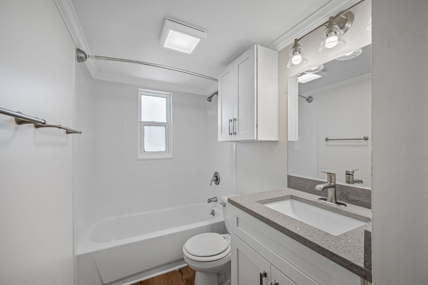 Clearwater Apartment: 1142 Sunset Point Rd