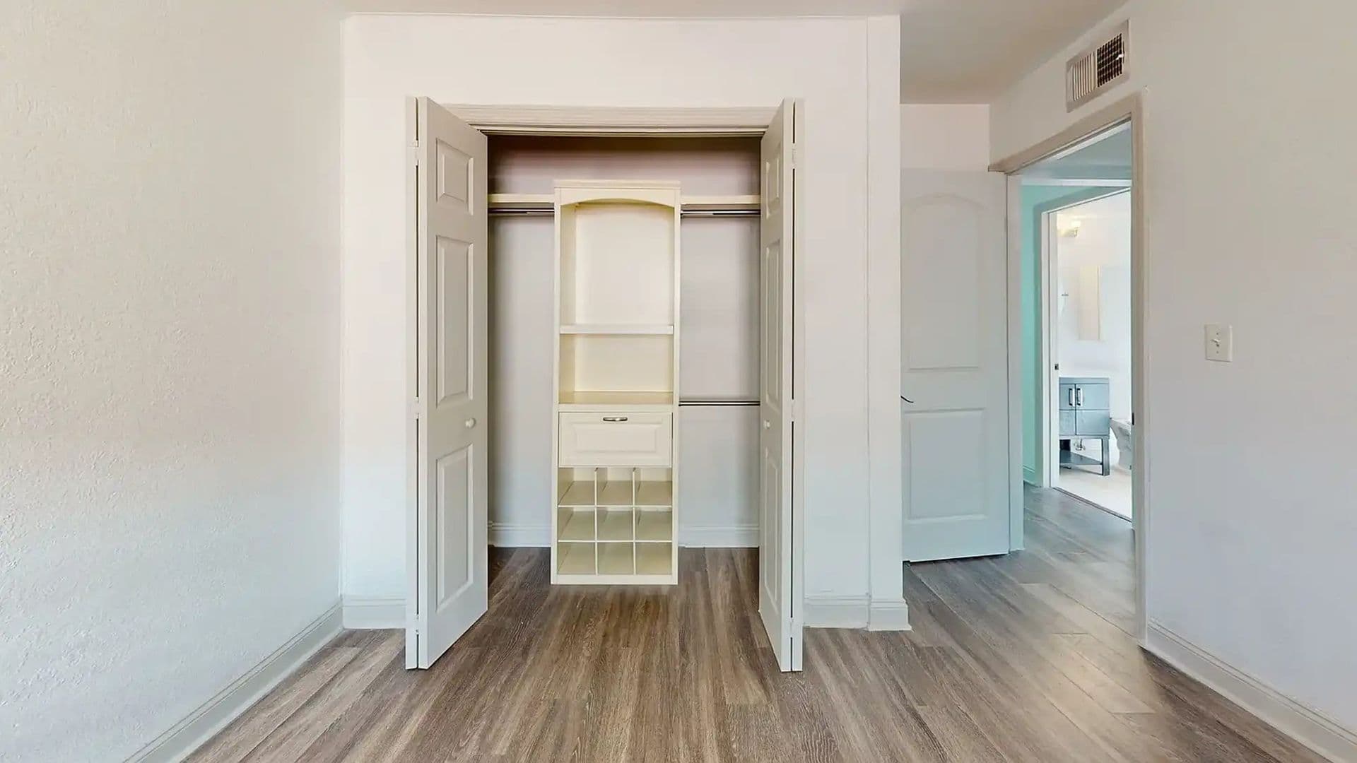 Tampa Apartment: 1405 S. Lorenzo Ave.