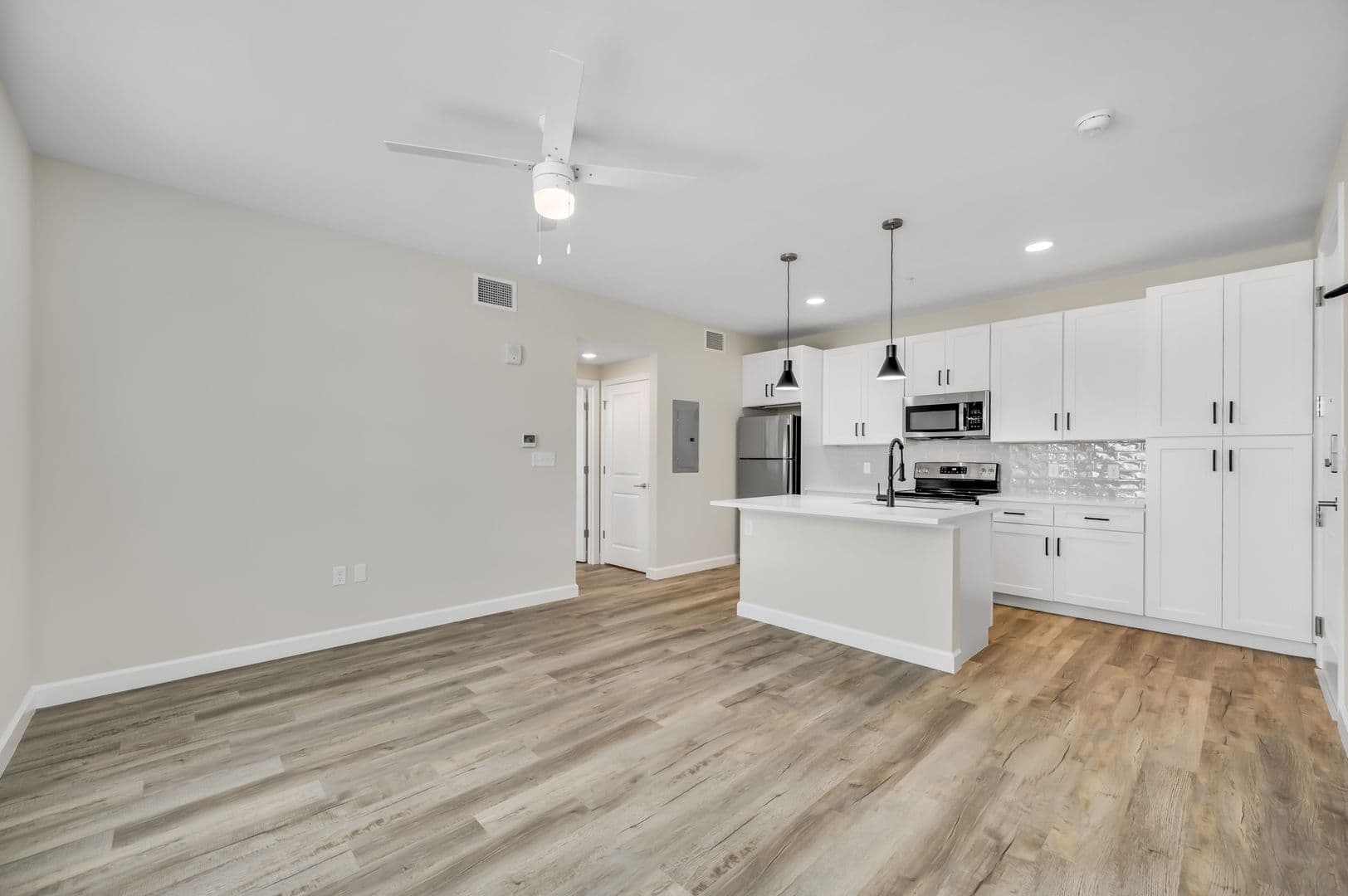 St. Petersburg Apartment: 700 3rd Ave South