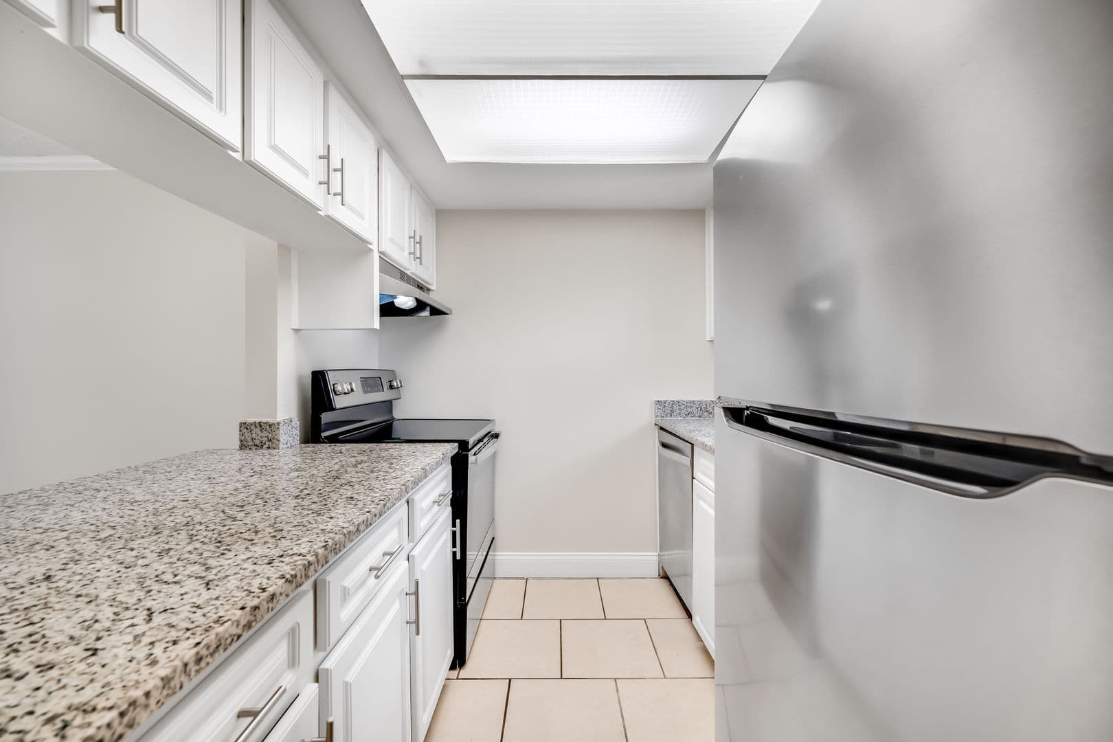 Tampa Townhome: 6119 Memorial Hwy