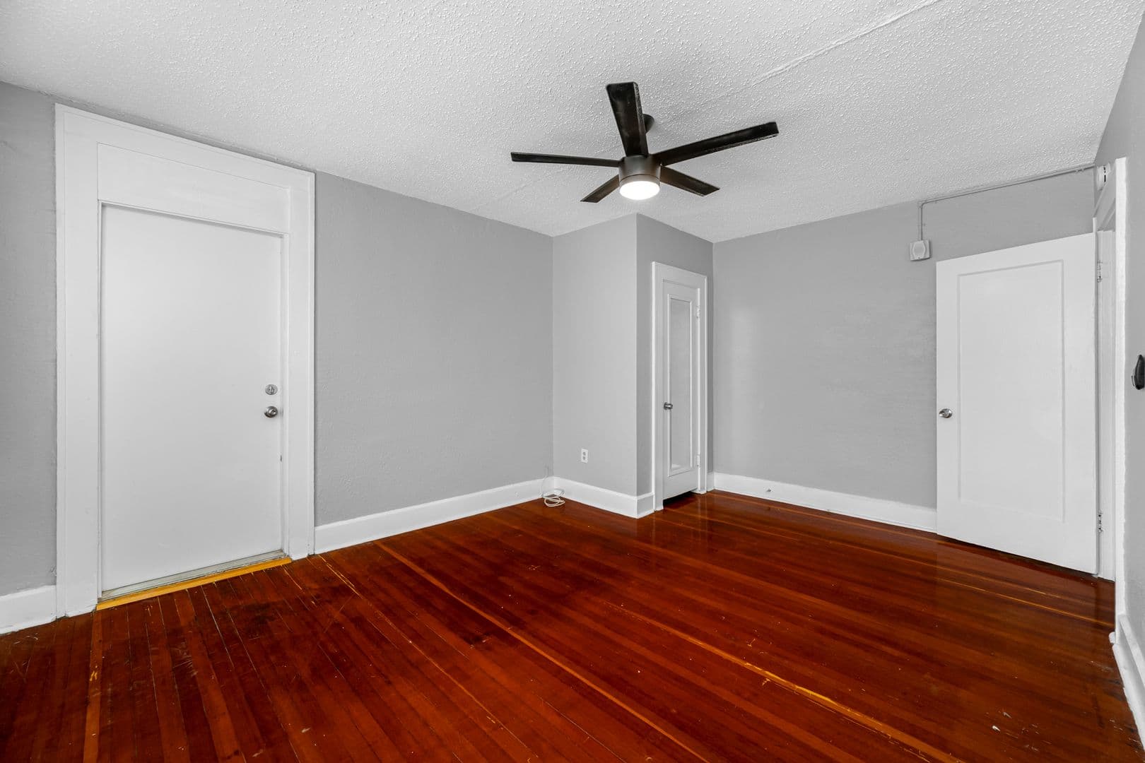 St Petersburg Apartment: 324 Grove Street North