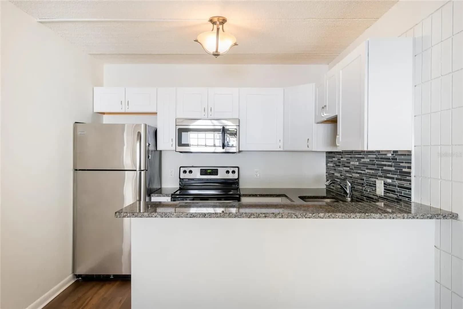 Tampa Apartment: 3211 W De Leon St