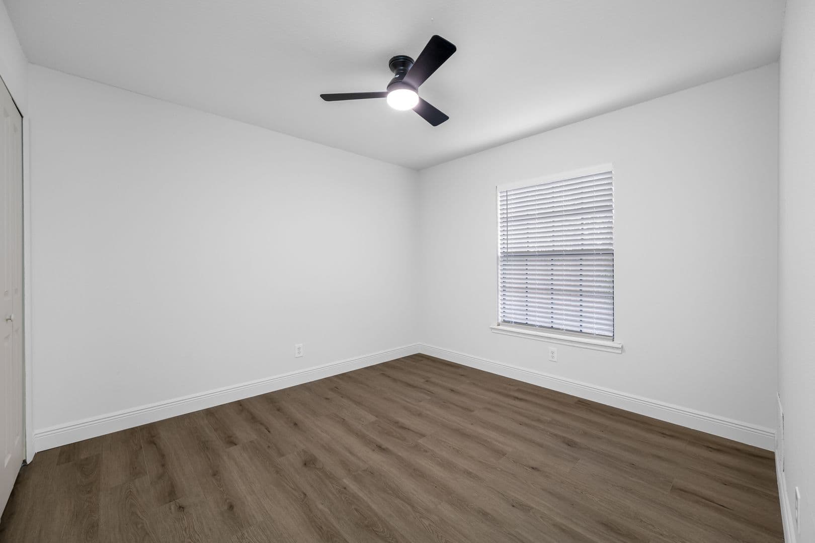 Pinellas Park Apartment: 7200 63rd St N