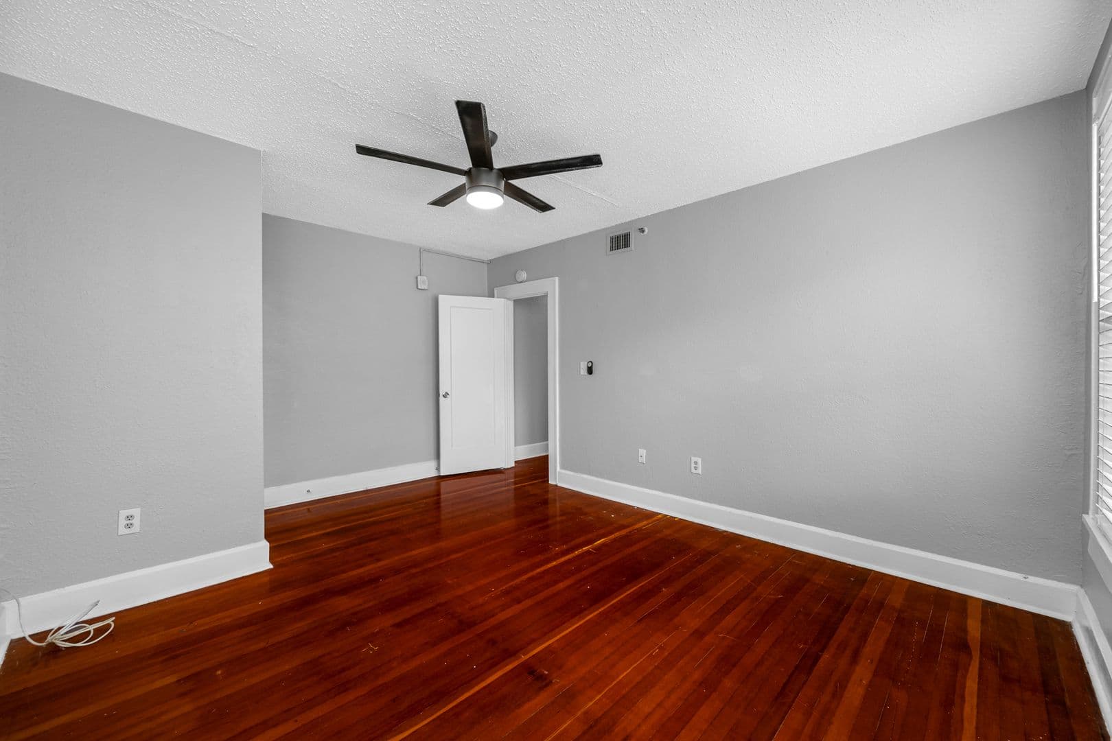 St Petersburg Apartment: 324 Grove Street North