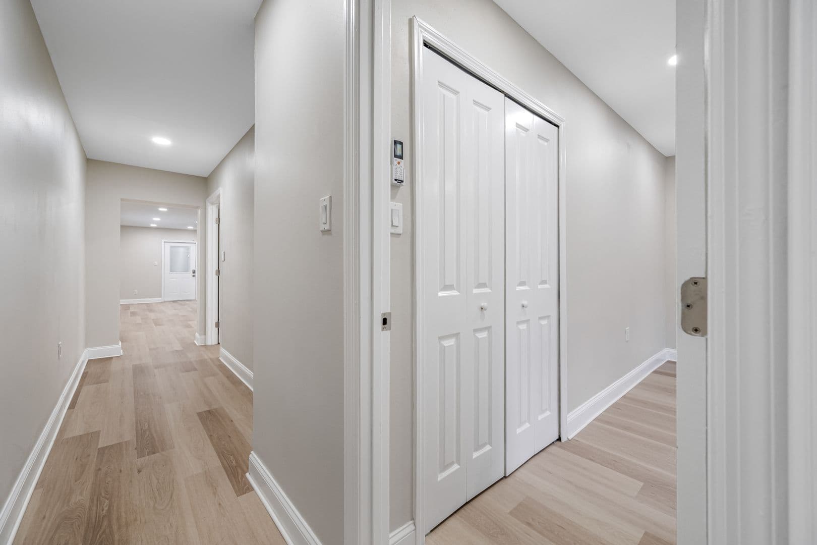 Tampa Apartment: 140-144 E Davis Blvd