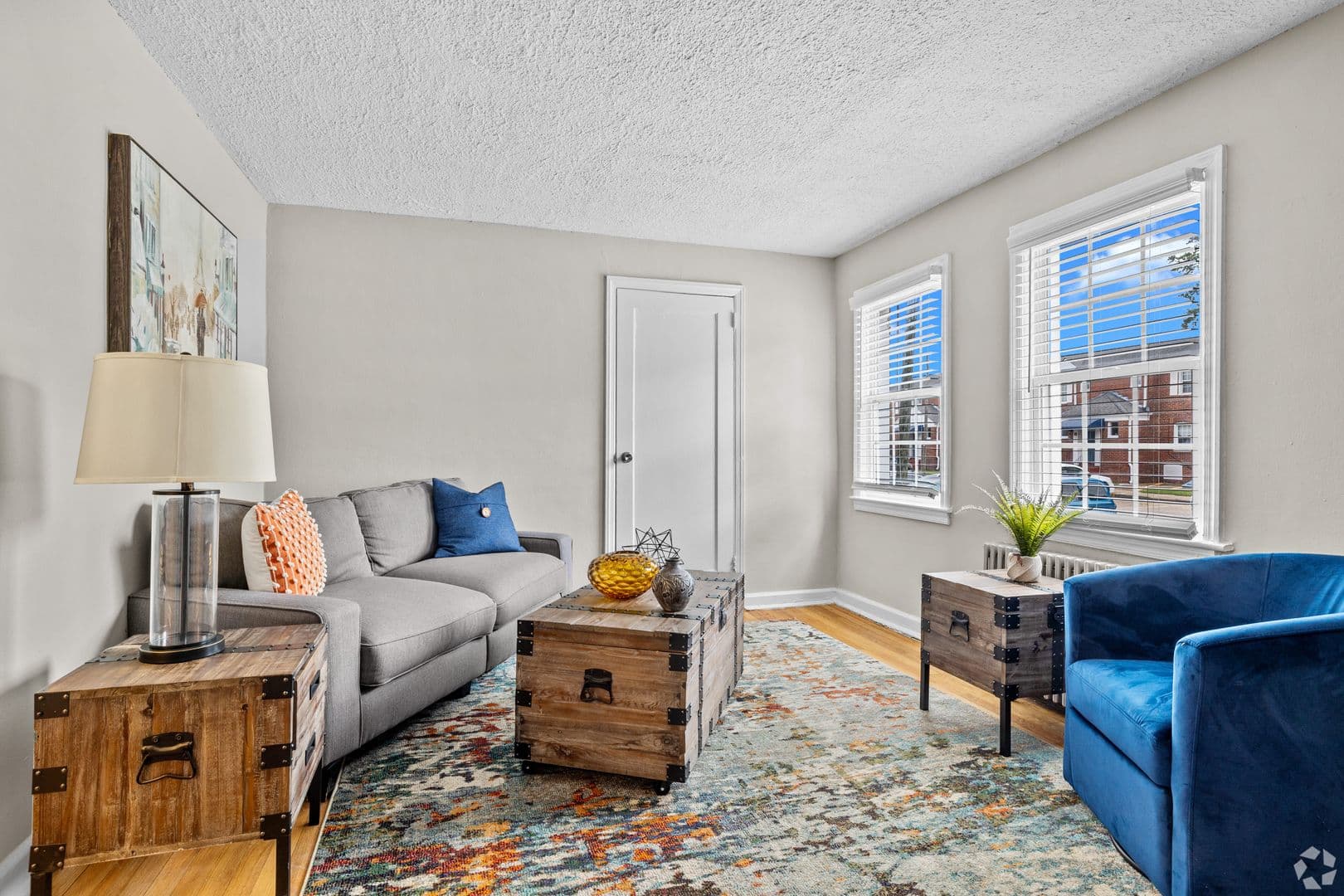 Portsmouth Apartment: 9 Seminole Dr