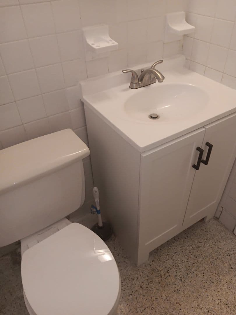 Saint Petersburg Apartment: 5860 22nd Avenue North