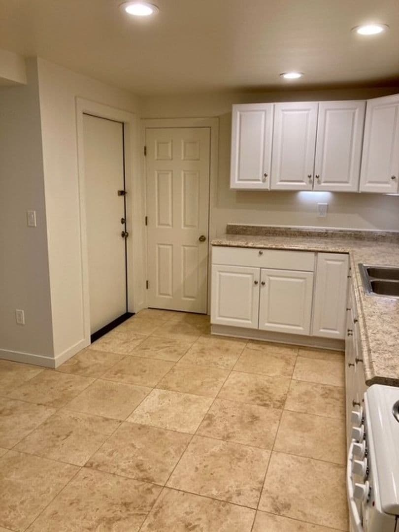 Grass Valley Apartment: 10474 Partridge Rd.