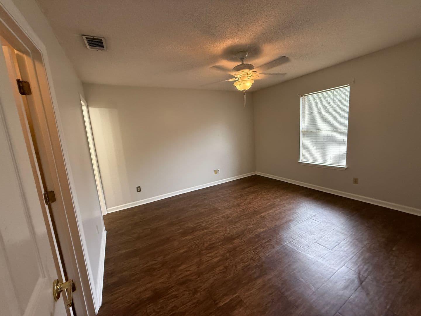 Savannah Condo: 211 Edgewater Rd