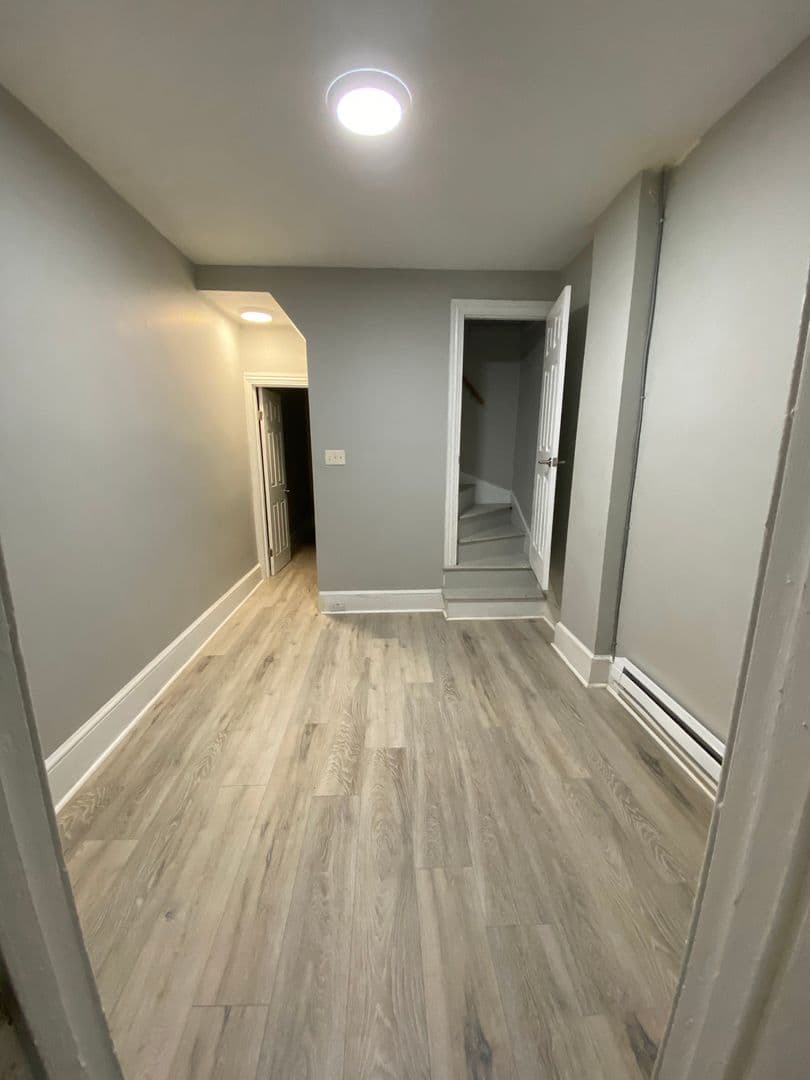 Reading House: 1030 Walnut Street