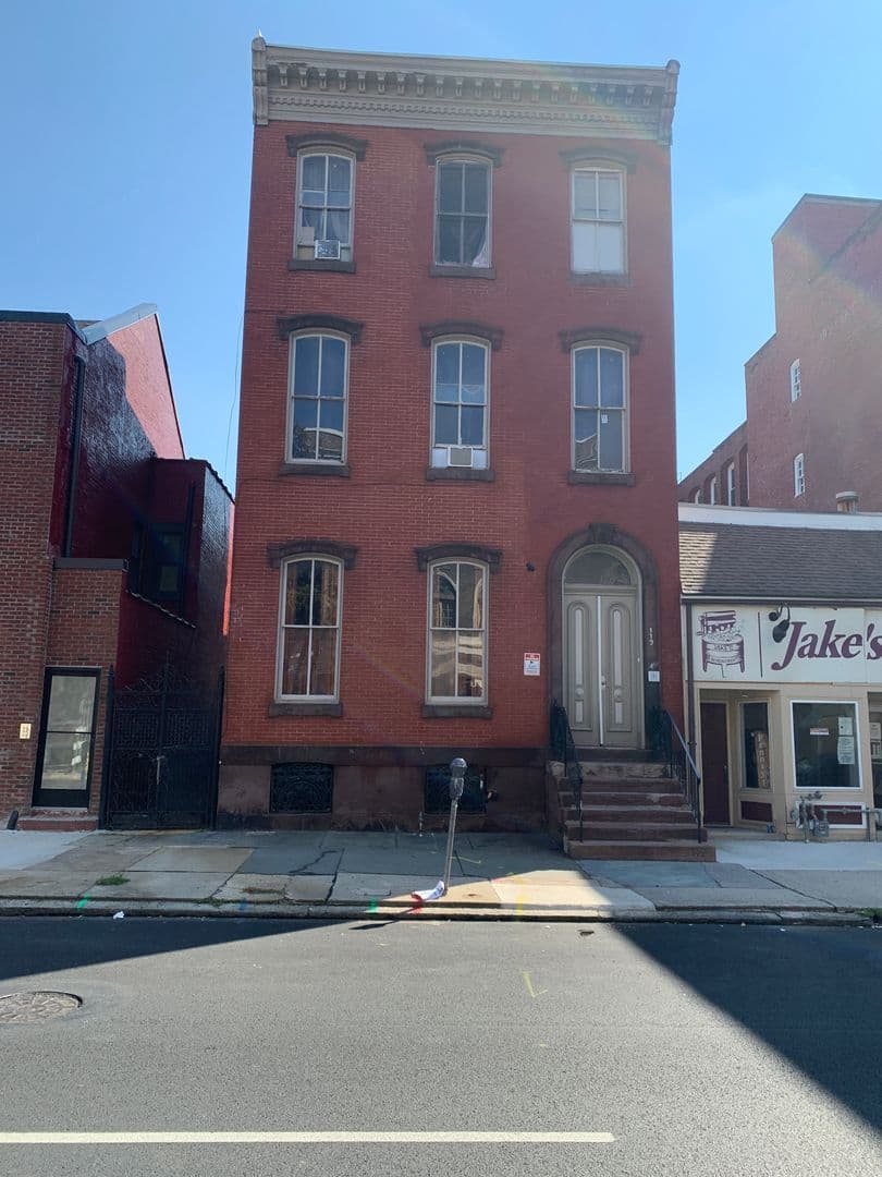 Reading Apartment: 119 S. 5th Street