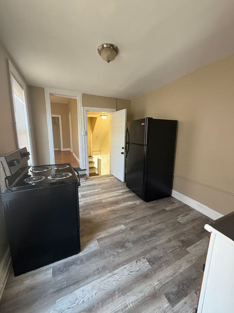 Reading Apartment: 727 Chestnut Street