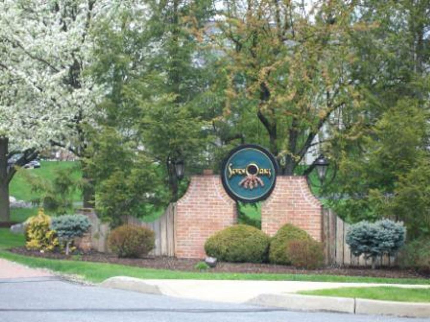 Wyomissing Apartment: 804 Christopher Drive