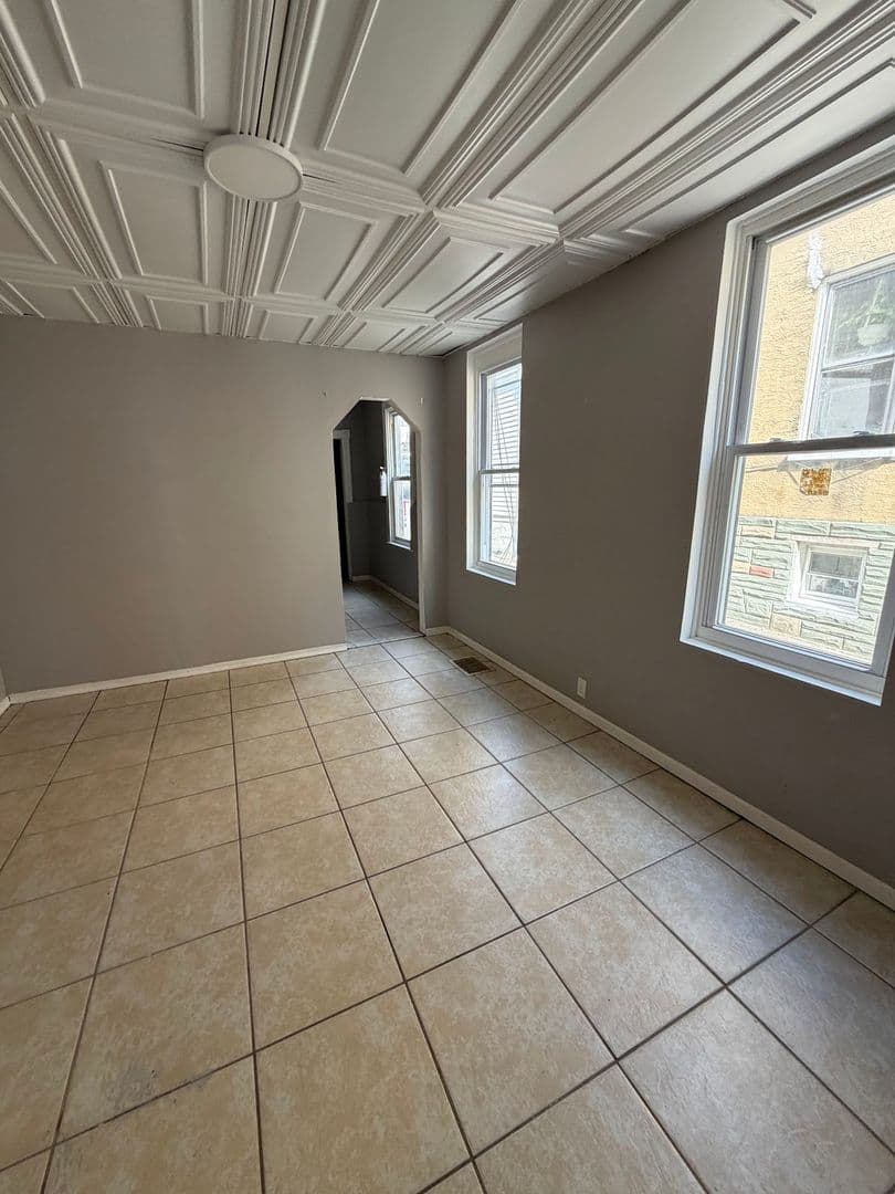 Reading House: 1141 Robeson St