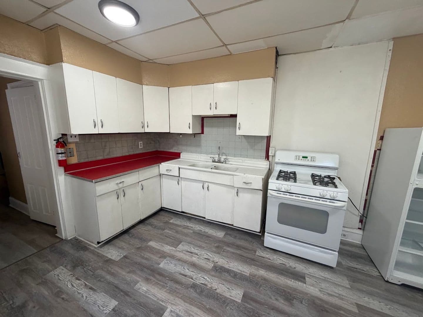 Reading Apartment: 232 Wunder Street
