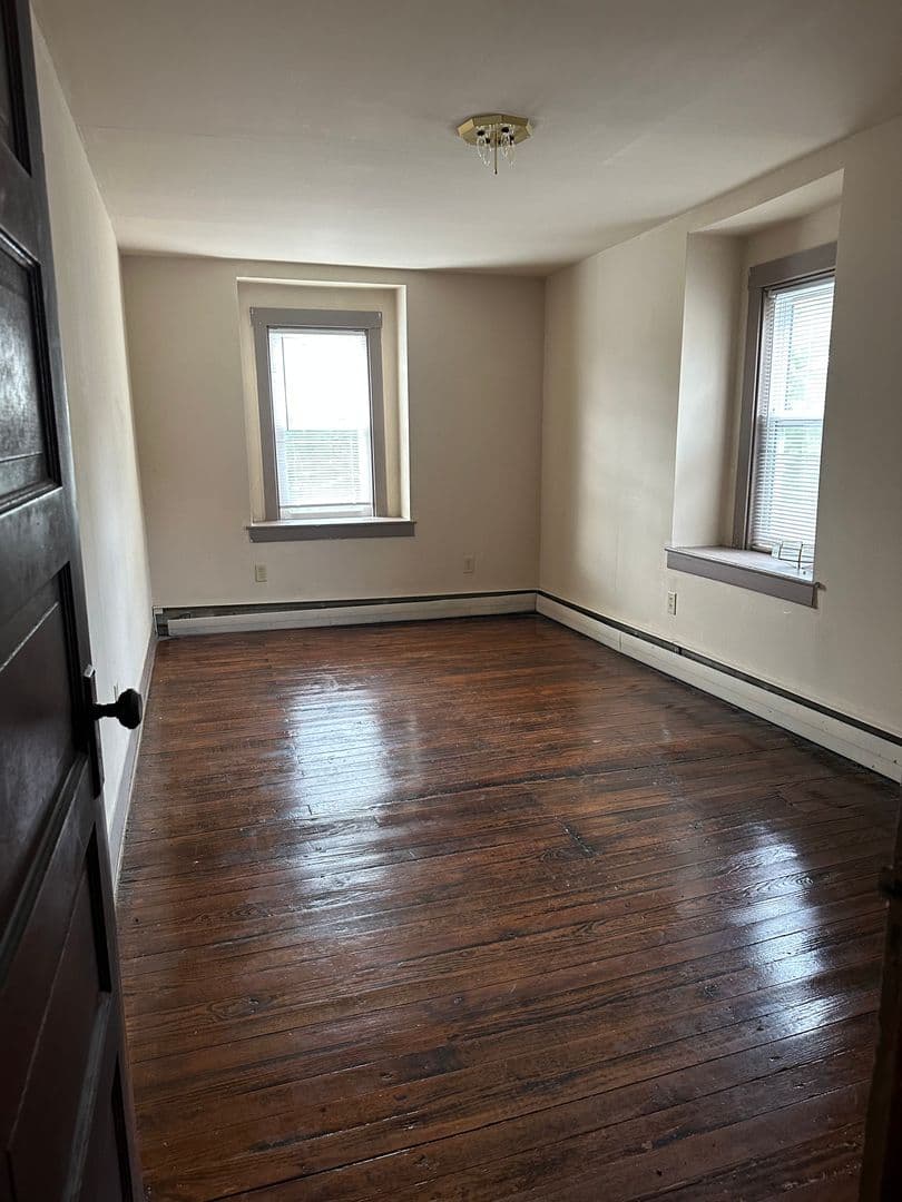 Mohnton Apartment: 3424 New Holland Road