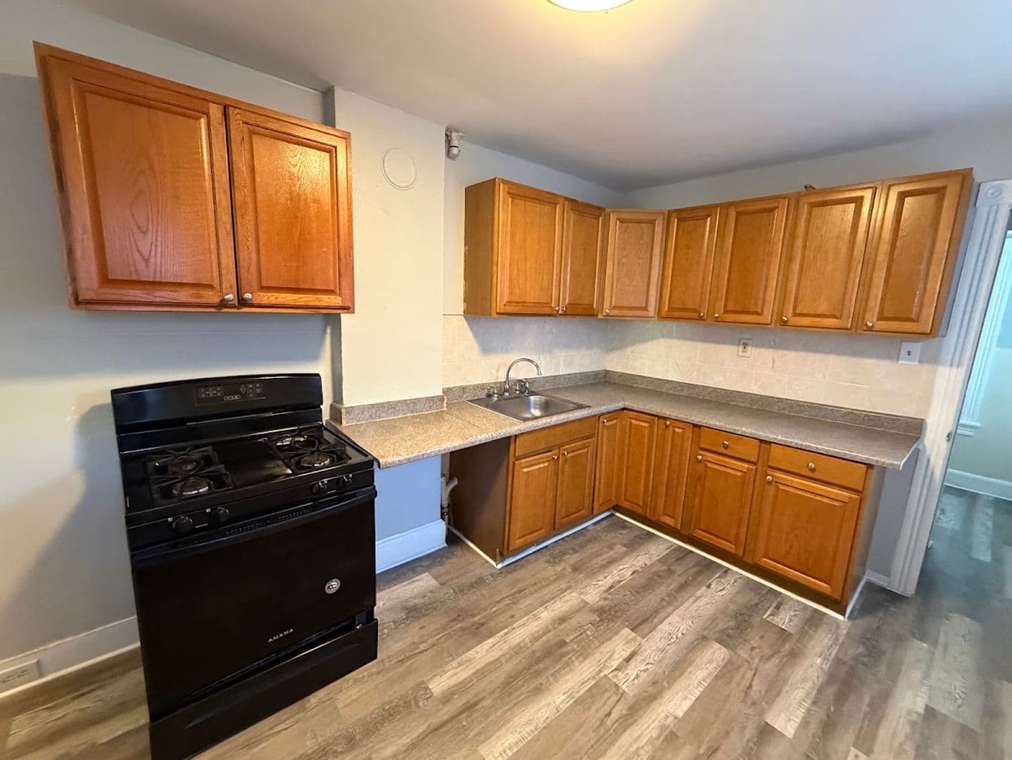 Reading Apartment: 746 N 11th St