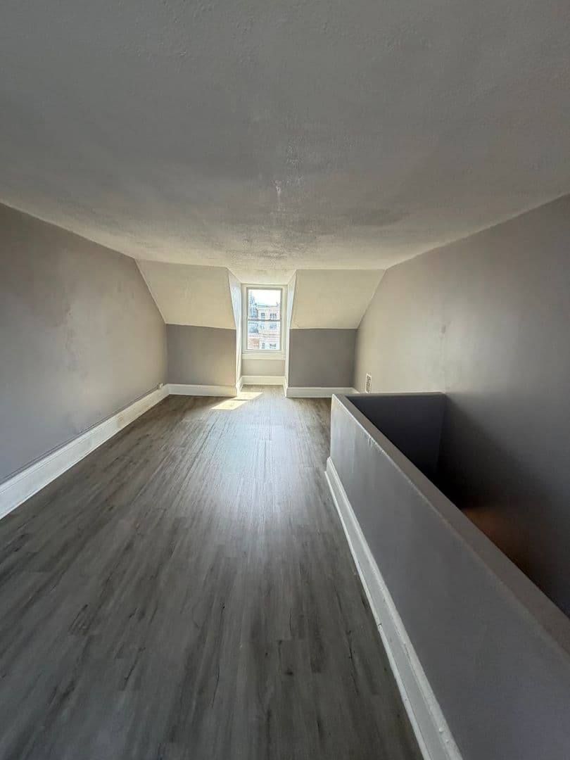 Reading House: 1141 Robeson St