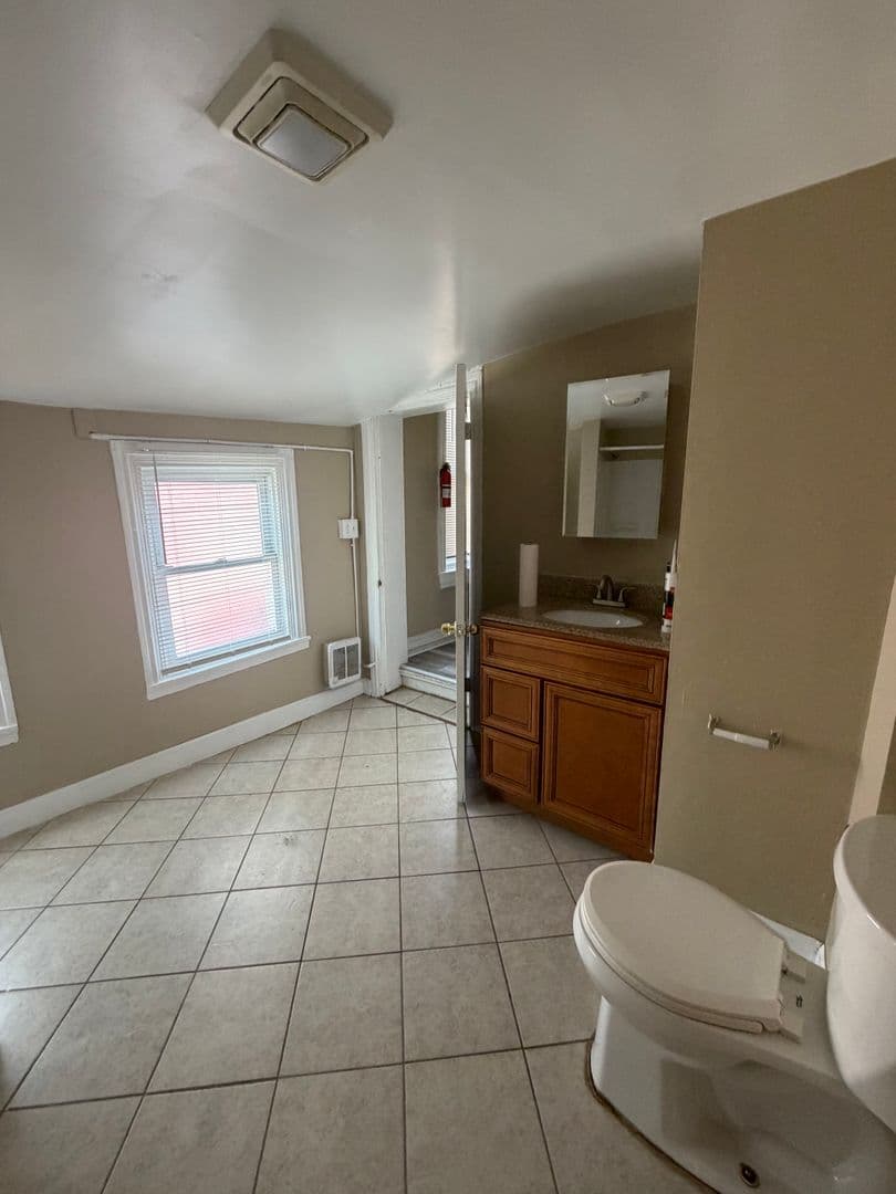 Reading Apartment: 727 Chestnut Street