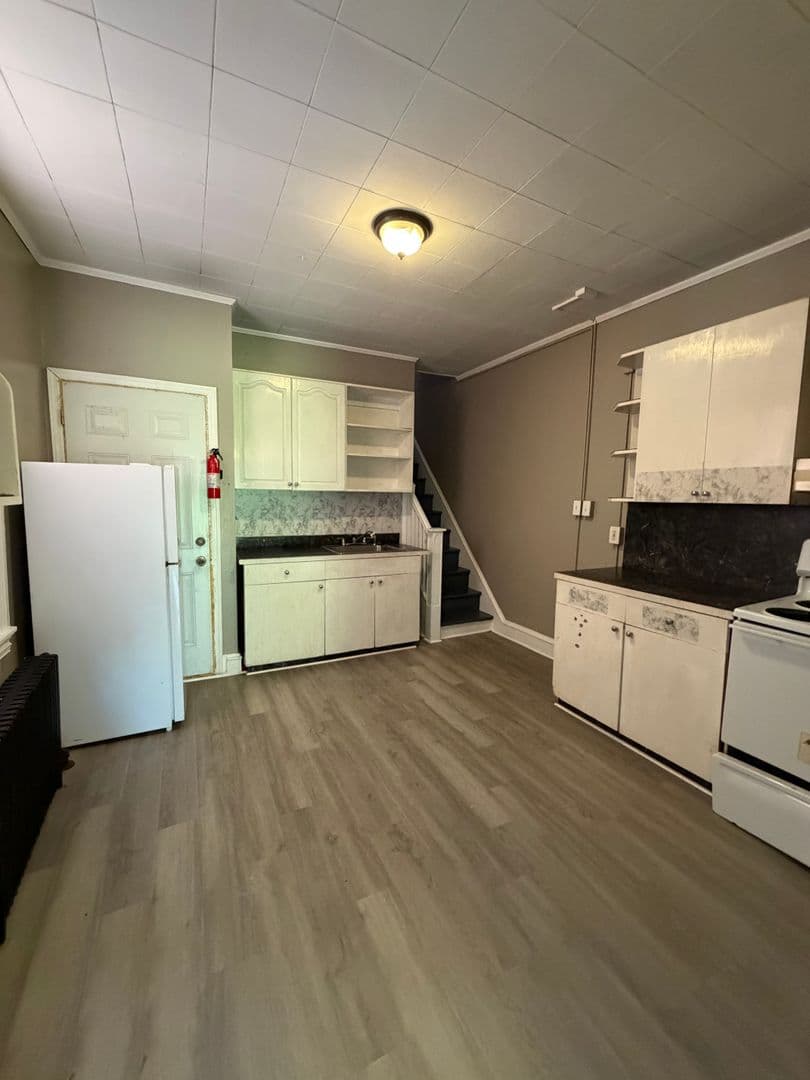 Reading Apartment: 138 N 8th Street