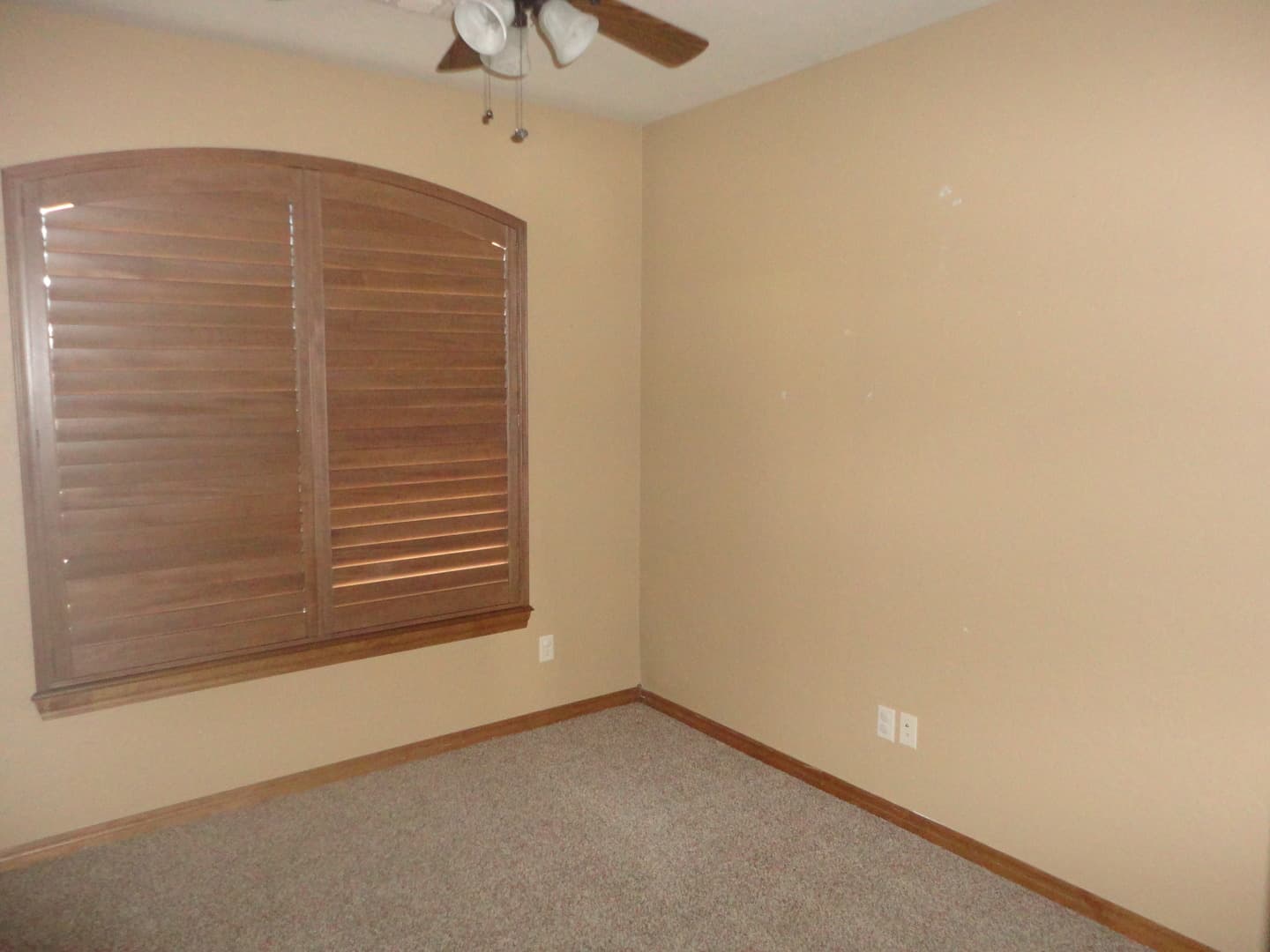 Elgin House: 6611 NE Watts Rd
